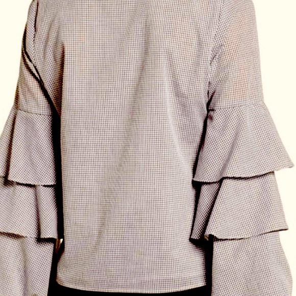 WAYF Micha Ruffle Sleeve Windowpane Top - Picture 5 of 11